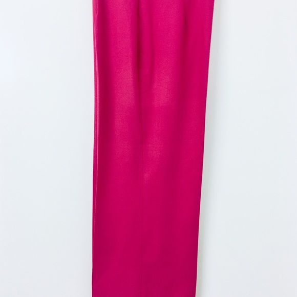 🆕 NWOT 💖 Bright pink capri pants - Picture 6 of 7